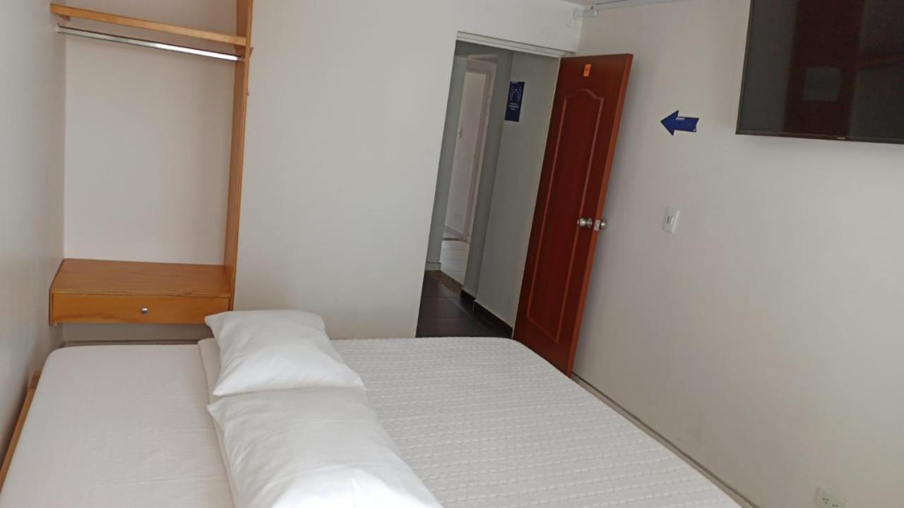 Hotel Mi Gloria トゥンハ エクステリア 写真