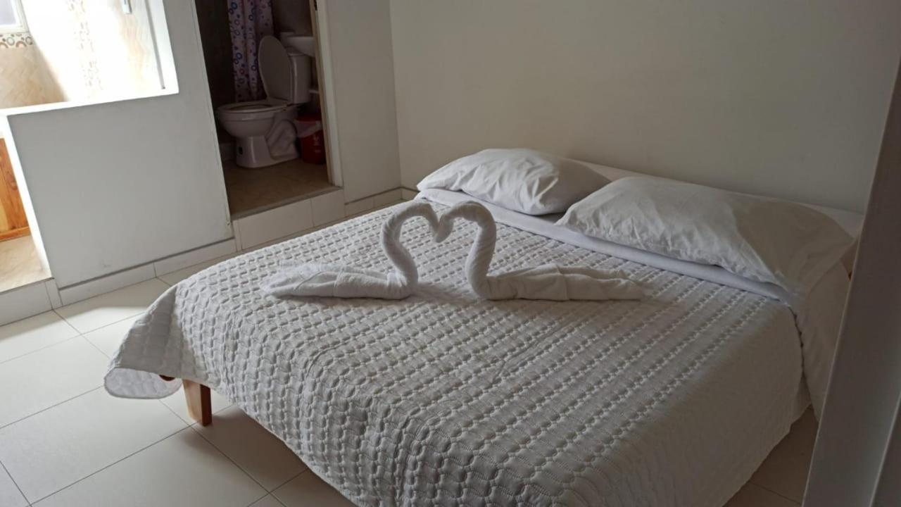 Hotel Mi Gloria トゥンハ エクステリア 写真